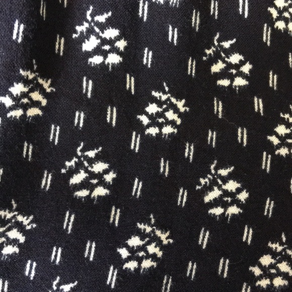 Navy w/white floral print - Picture 6 of 6
